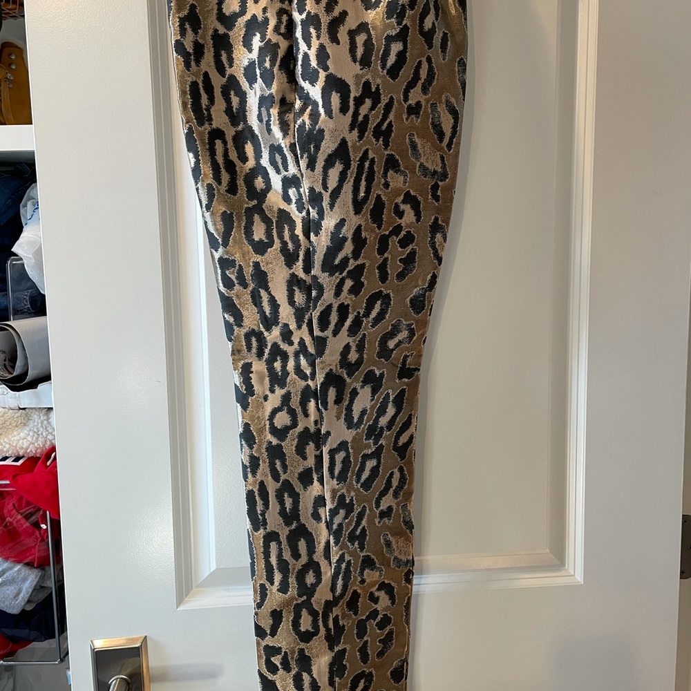 Vince Camuto leopard cheetah pants size 4 size 6 NWT